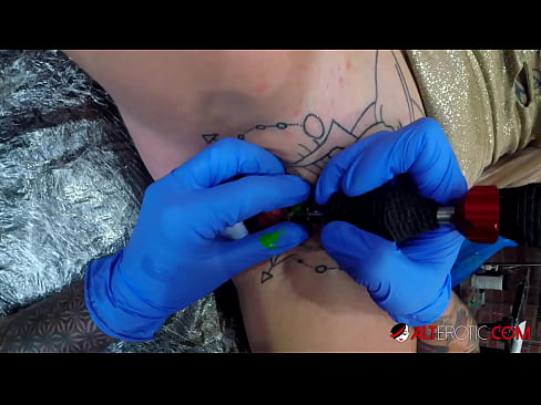 ❤️ An hottie thar a bheith tattooed Sully Savage fuair tattoo ar a clitoris ❤ Porn fb ag porn % ga.passionateembracespotlight.ru% ❌️❤
